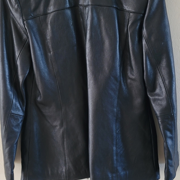 Leather jacket - Picture 2 of 2